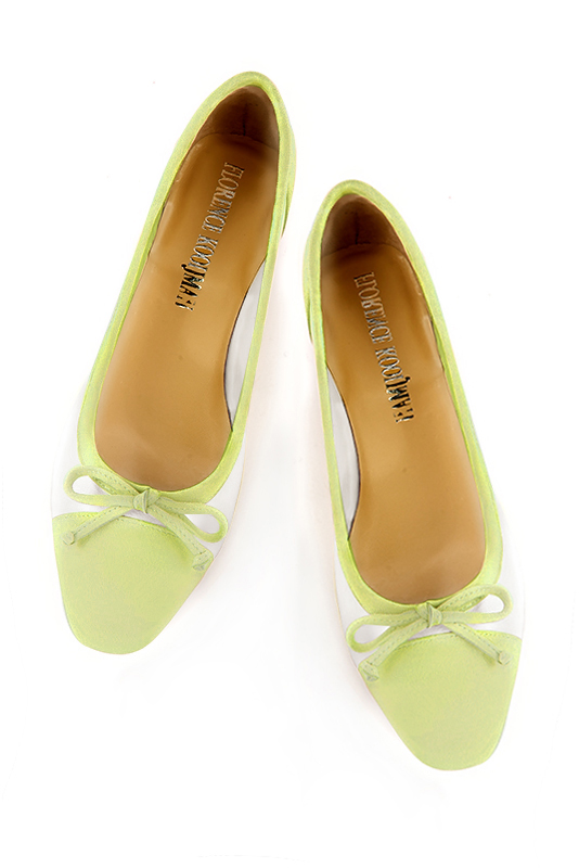 Meadow green and pure white women's ballet pumps, with low heels. Square toe. Flat flare heels. Top view - Florence KOOIJMAN